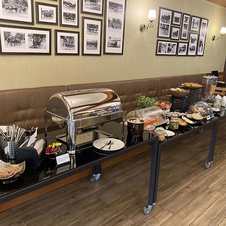 Lando Bed & Breakfast Тарновске Гори Екстериор снимка