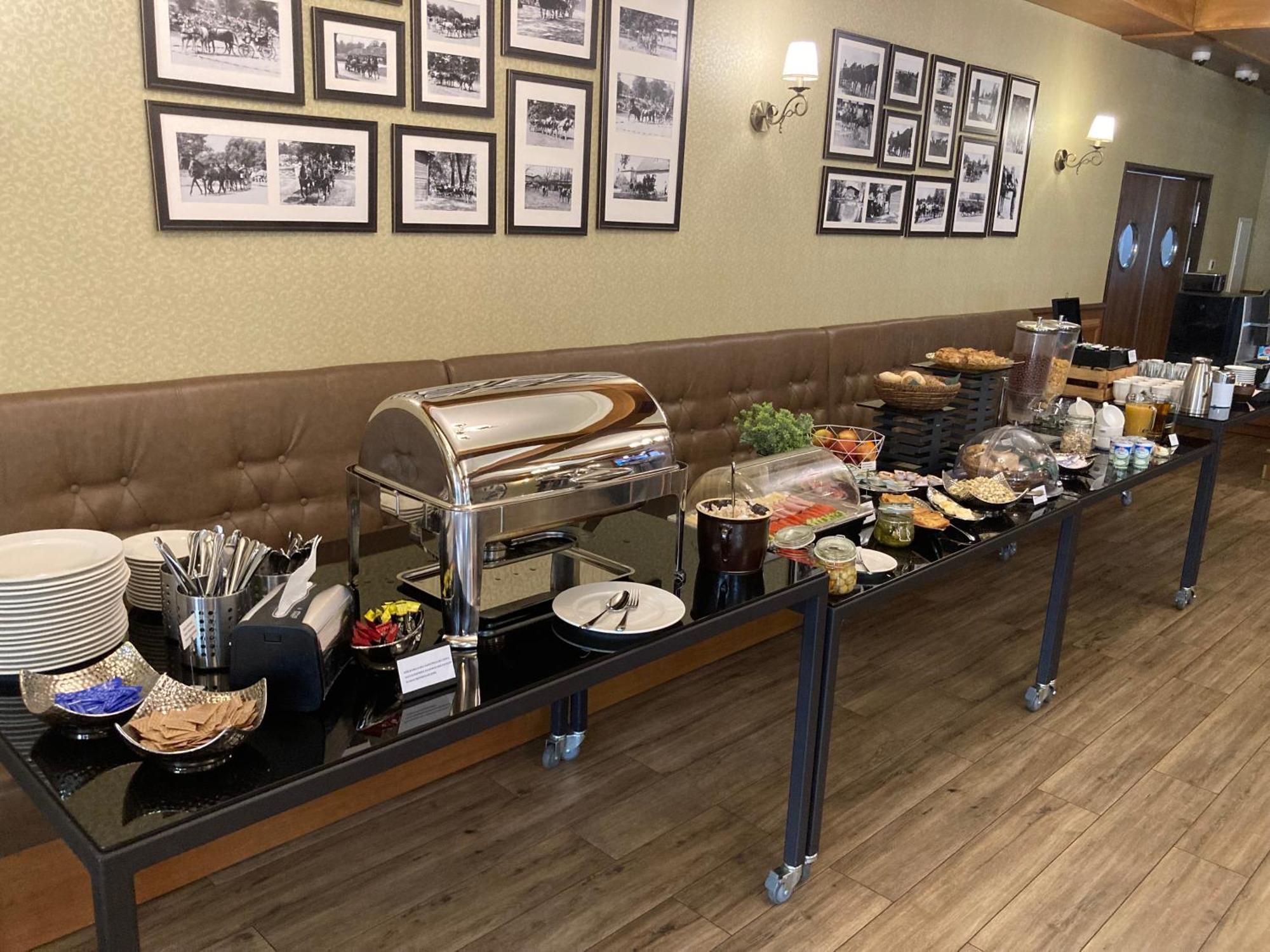 Lando Bed & Breakfast Тарновске Гори Екстериор снимка