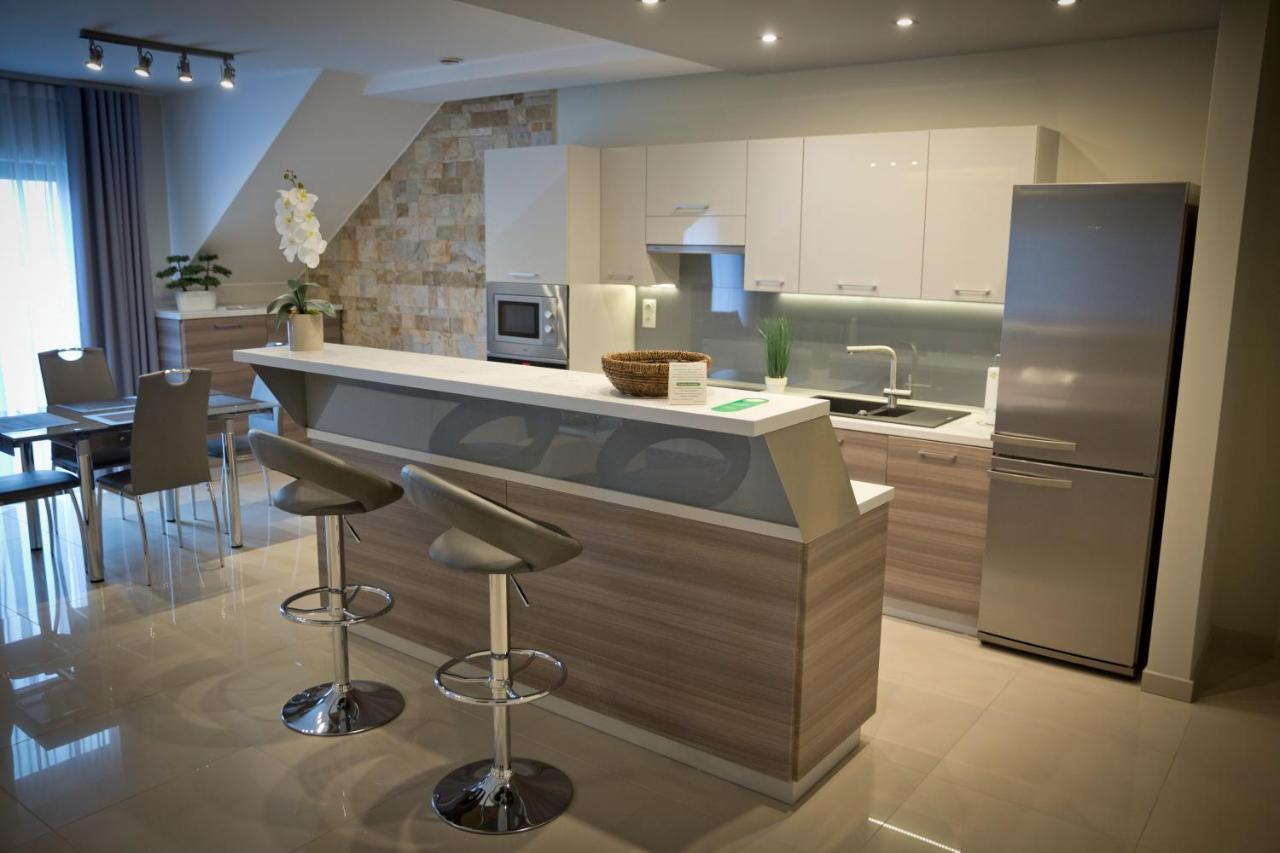 Lando Bed & Breakfast Тарновске Гори Екстериор снимка