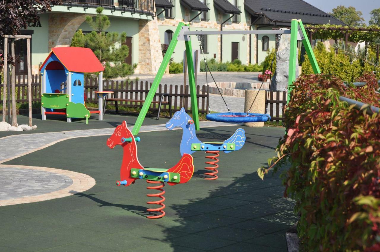 Lando Bed & Breakfast Тарновске Гори Екстериор снимка